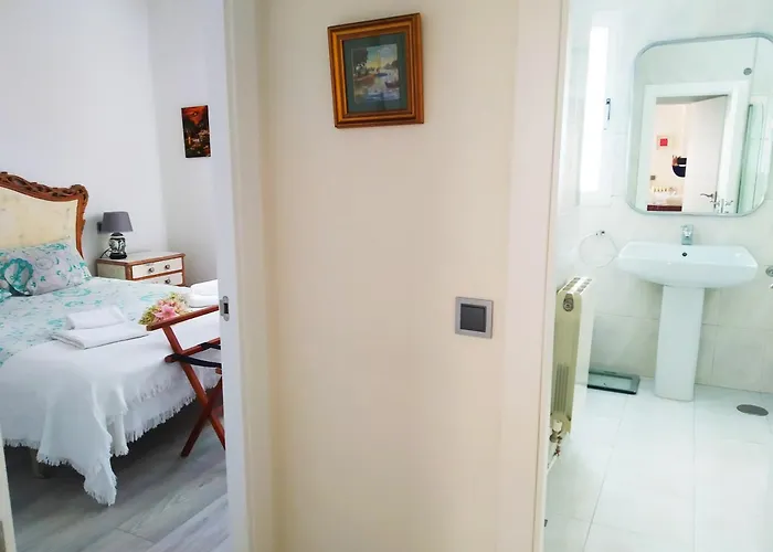 Apartman Holidays On The In Gijón